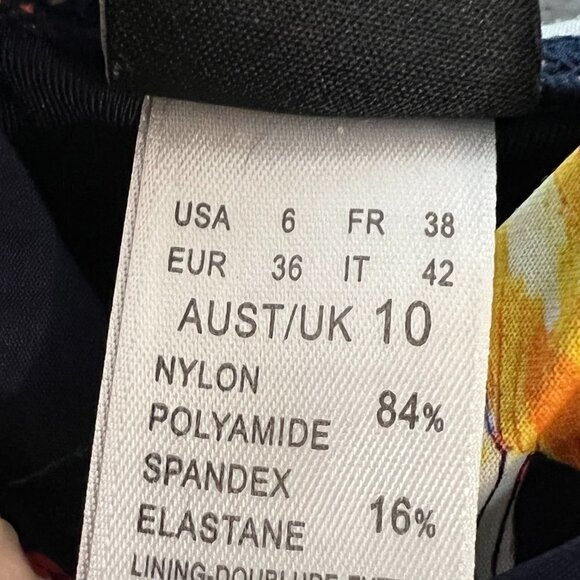 Jets Australia By Jessika Allen Woman Galleria Crossover Floral-Print Bikini Top - Picture 4 of 11